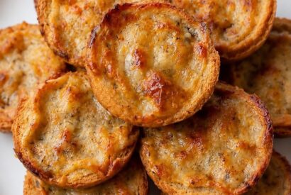 Thumbnail for Sandwich Crust Garlic Rolls