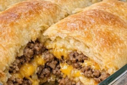 Thumbnail for 4-Ingredient Beef Crescent Bake